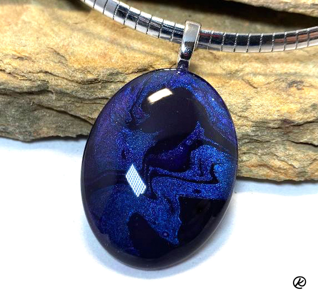 Stunning deep purple and blue pendant