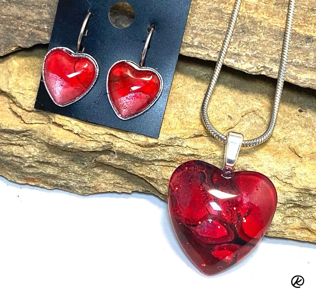 Cherry red heart pendant and earrings set