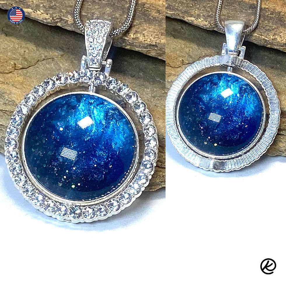 Thumbnail: Two-sided pendant and earrings set