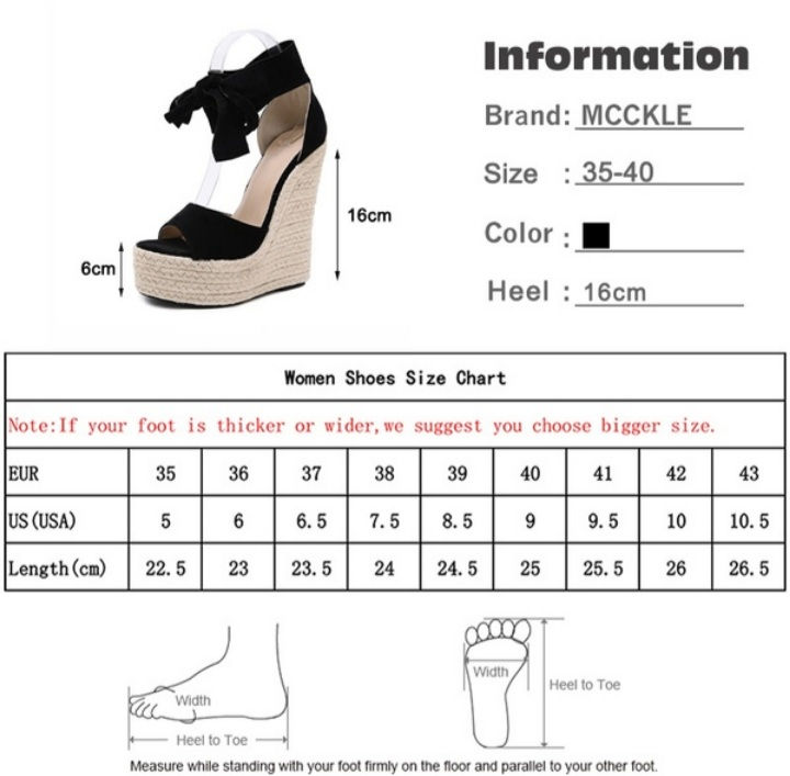 Миниатюра: Bohemian women's shoes on the platform.