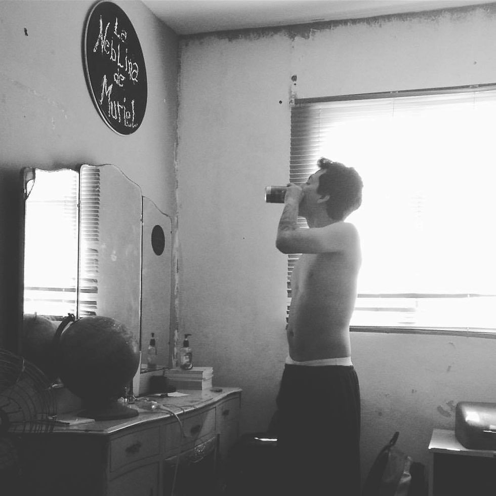 EL REFLEJO DE MI SOMBRA