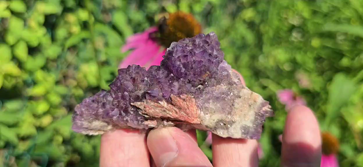 Amethyst Cluster & Barite from Boulder Creek mine, Thunder Bay District