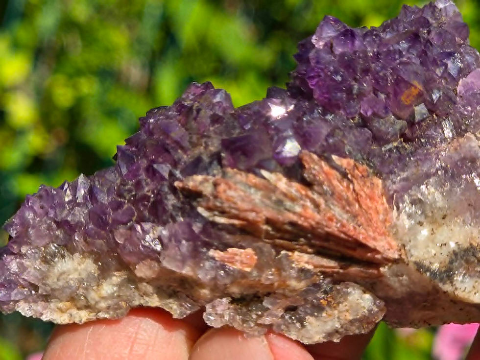 Miniature : Spécimen d'Améthyste & Baryte – Boulder Creek, District de Thunder Bay