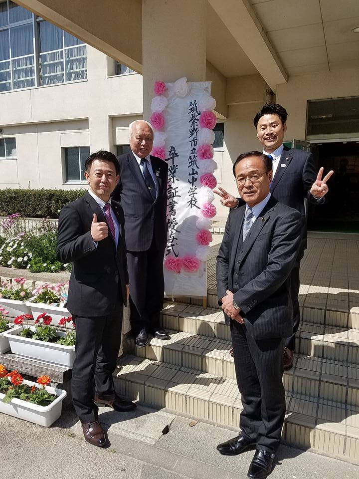 筑山中卒業式