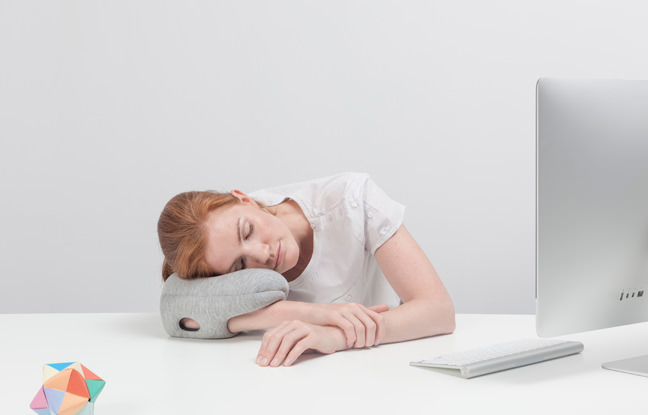 Ostrich Pillow MINI
