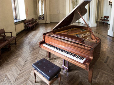 Ekskursija un koncerts “Muzikāls ceļojums no viduslaikiem līdz mūsdienām”