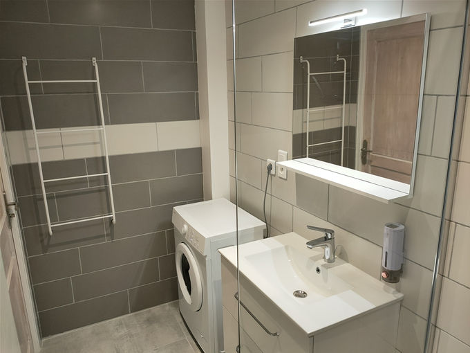 Gîte 829 - Salle de bains - Location gites vacances montagne Jura France Meublé tourisme spa sauna hébergement Foncine-le-Haut maison chalet appartement riviere haut-jura nature foret