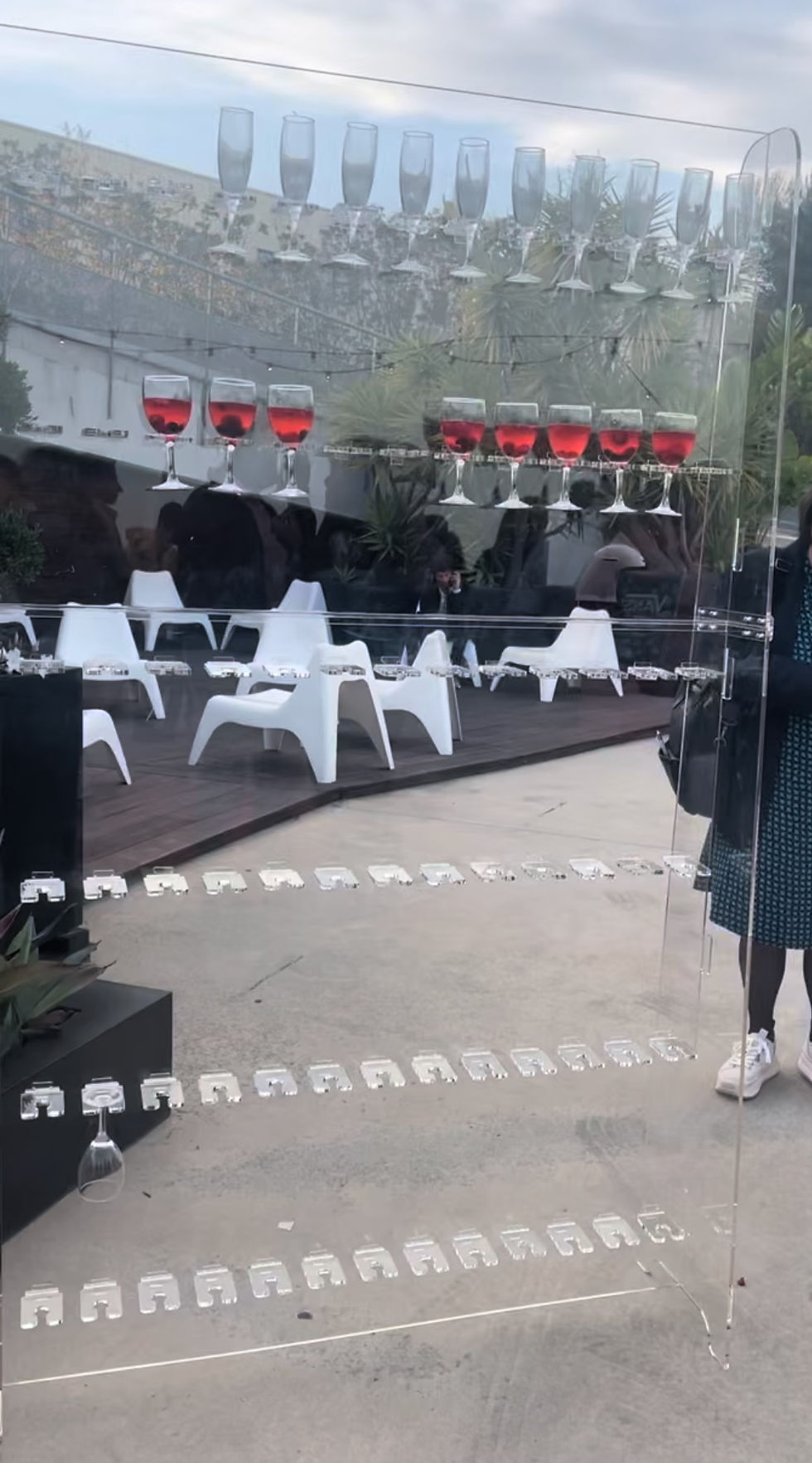 Miniature : Location mur de champagne en plexiglass