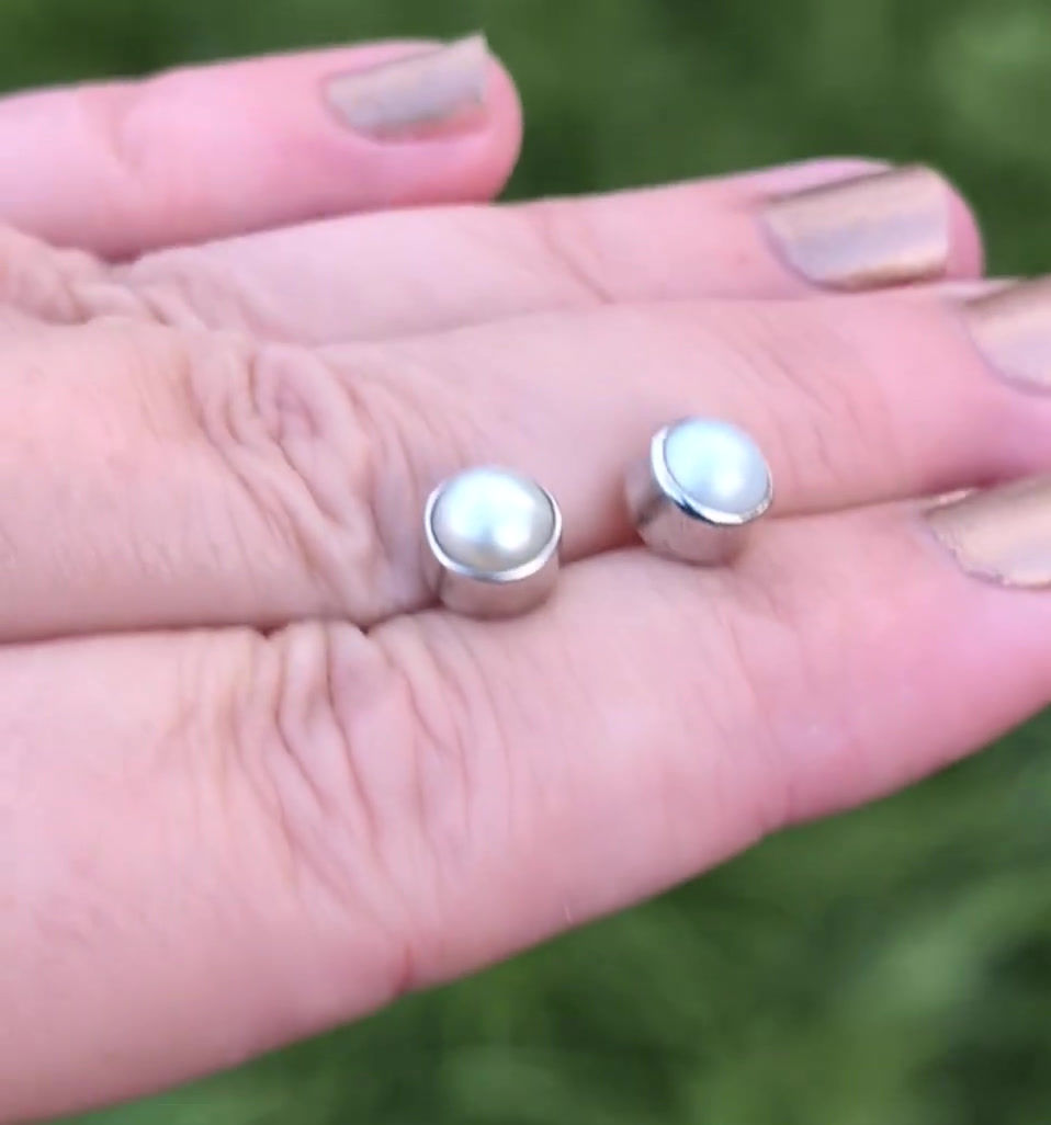 Thumbnail: Silver Cultured Pearl Stud Earrings
