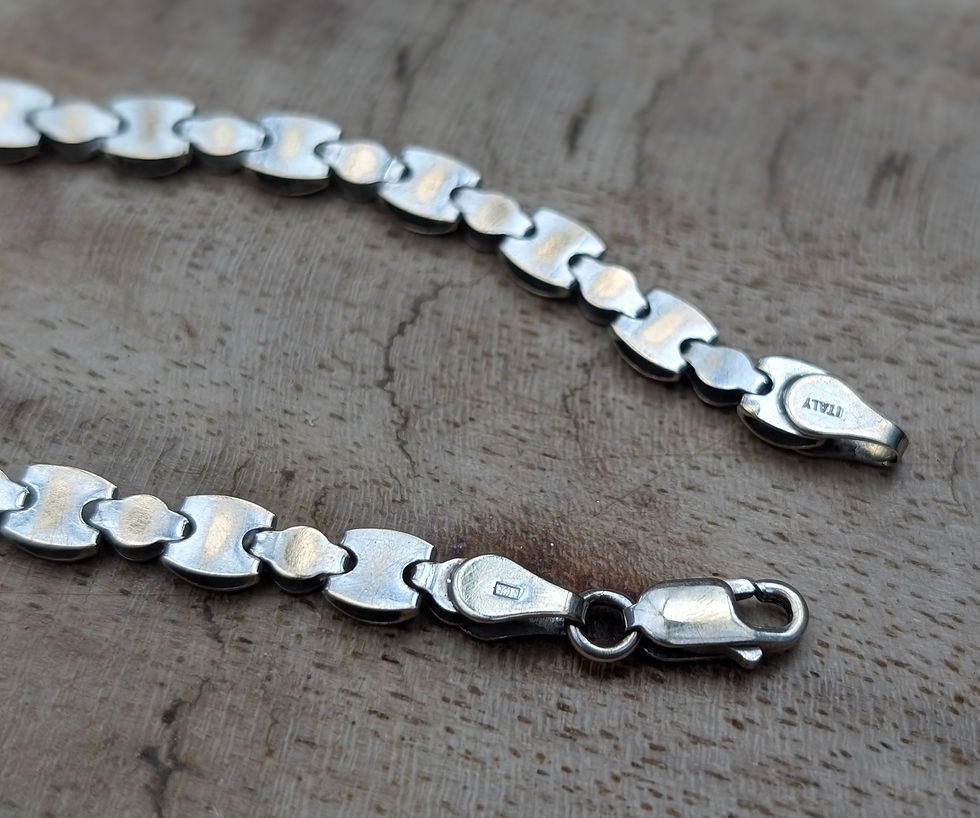Thumbnail: Vintage 9ct White Gold Fancy Link Bracelet