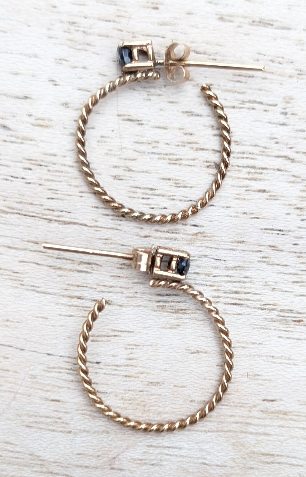 Thumbnail: 1980s Vintage  9ct Yellow Gold & Sapphire Hoop Earrings