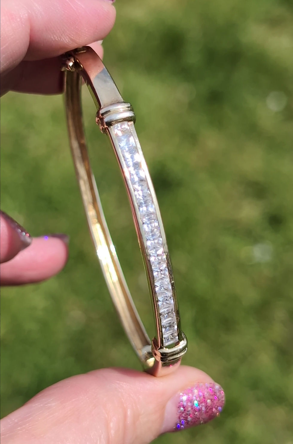 Thumbnail: Vintage Sparkly Gold Plated Sterling Silver Hinged Bangle