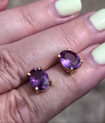 Thumbnail: vintage egyptian 18ct yellow gold earrings set with purple to pink colour change synthetic sapphires
