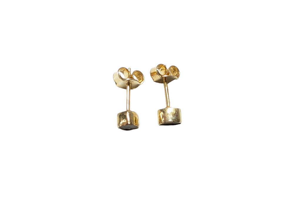 Thumbnail: Vintage Diamond Stud Earrings 