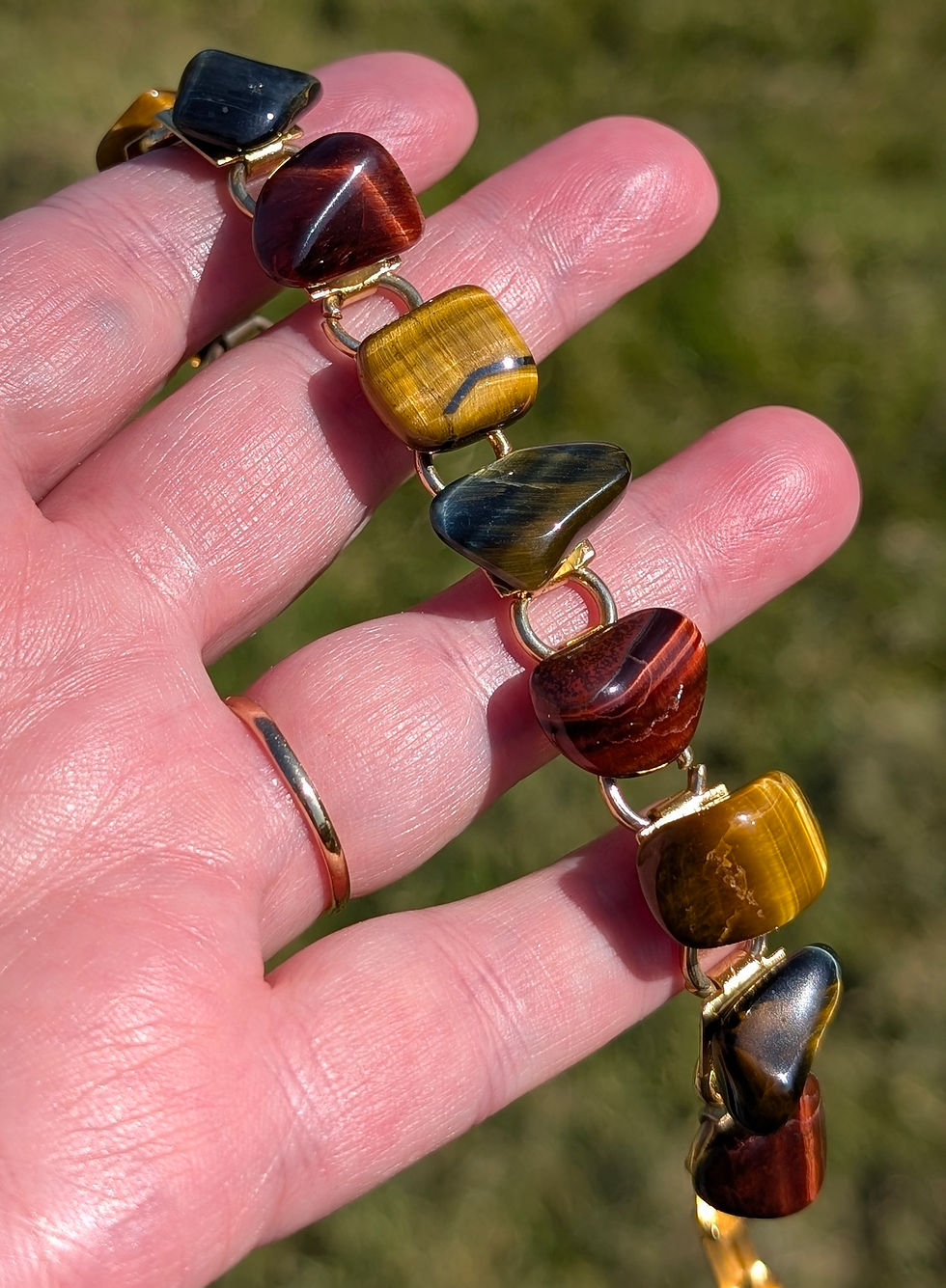 Thumbnail: Vintage Tigers Eye Bracelet 