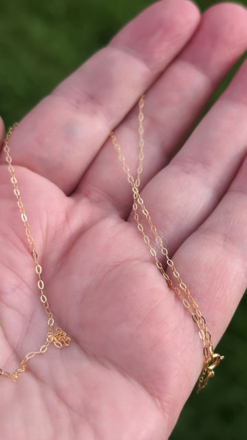 Thumbnail: Vintage Gold Trace Chain Necklace