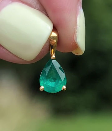 Thumbnail: Contemporary Emerald 18ct Yellow Gold Pendant