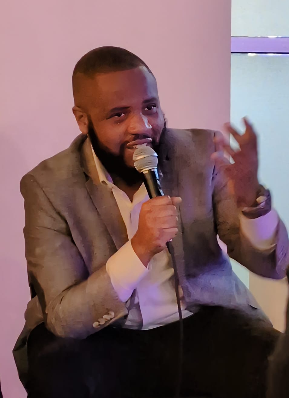 Writer: By Nils Kinuani