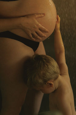 Sarah-Joy-maternity-motherhood-Photographer-Rockhampton-Yeppoon-12