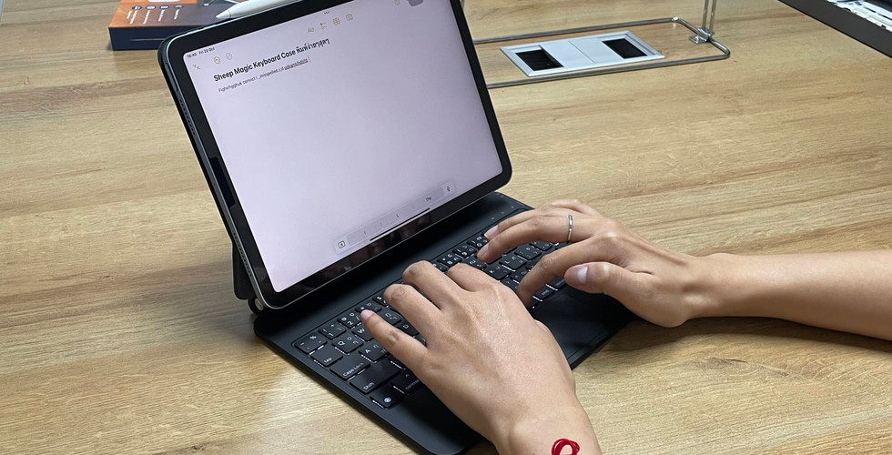 Sheep Magic Keyboard Case คีบอร์ดไอแพด แป้นพิมพ์ 5 แถว แป้นพิมพ์ภาษาไทย แป้นพิมพ์ภาษาอังกฤษ