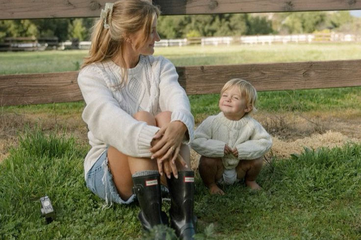 How to Have a 90's Weekend and Reset Your Tech Addiction