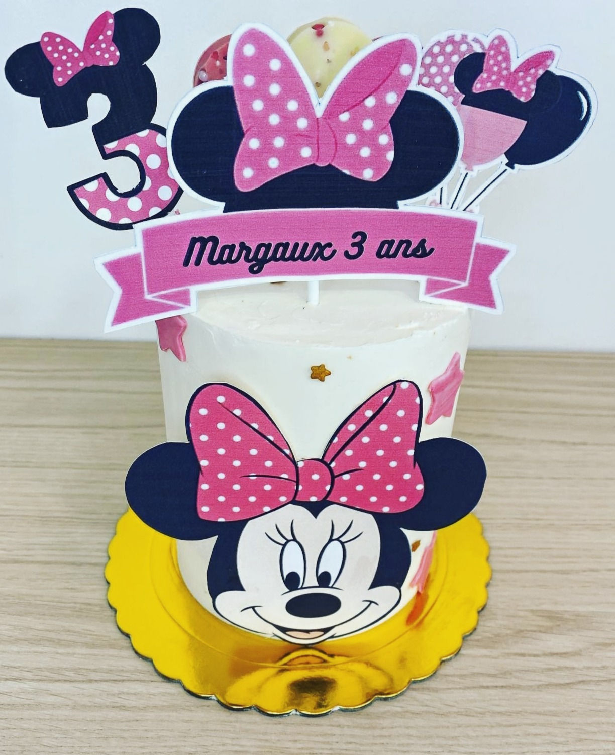 Layer cake "Minnie mouse" - 8/10 parts