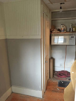Laundry Room Before - Detroit Interior Design