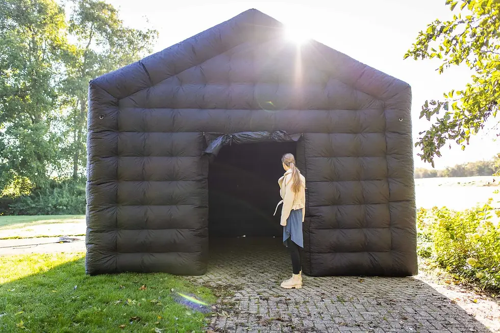 Opblaasbare Partytent versus Traditionele Tenten