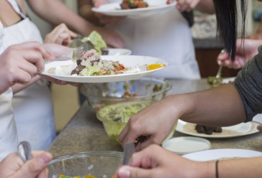 70% of people in Manitoba are hungry for a national school food program
