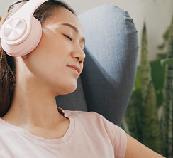 woman-with-casual-wear-headphone-close-eyes-use-ph-2026-01-09-10-54-14-utc_edited.jpg