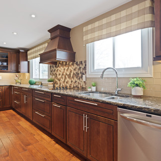1 Pinto Court, Brantford - 19.jpg