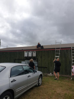 KM Whanau working bee 30.1.21 zi