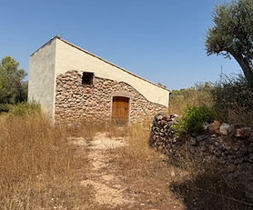 Private Finca with Unspoilt Mountain Views & Characterful Country House – Tivissa, Tarragona