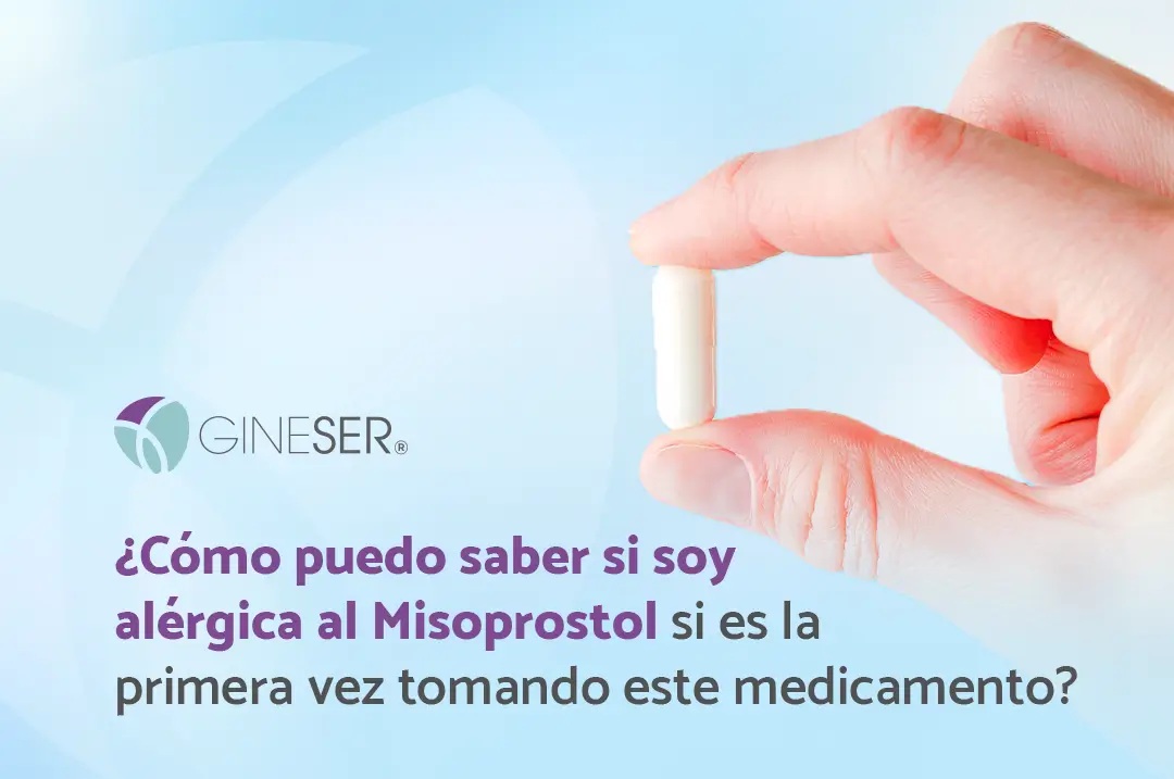 Pastilla Misoprostol tomada por una mano femenina