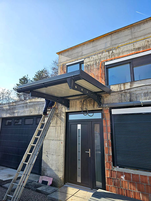 WhatsApp Image 2025-09-30 at 22.27_edited.jpg