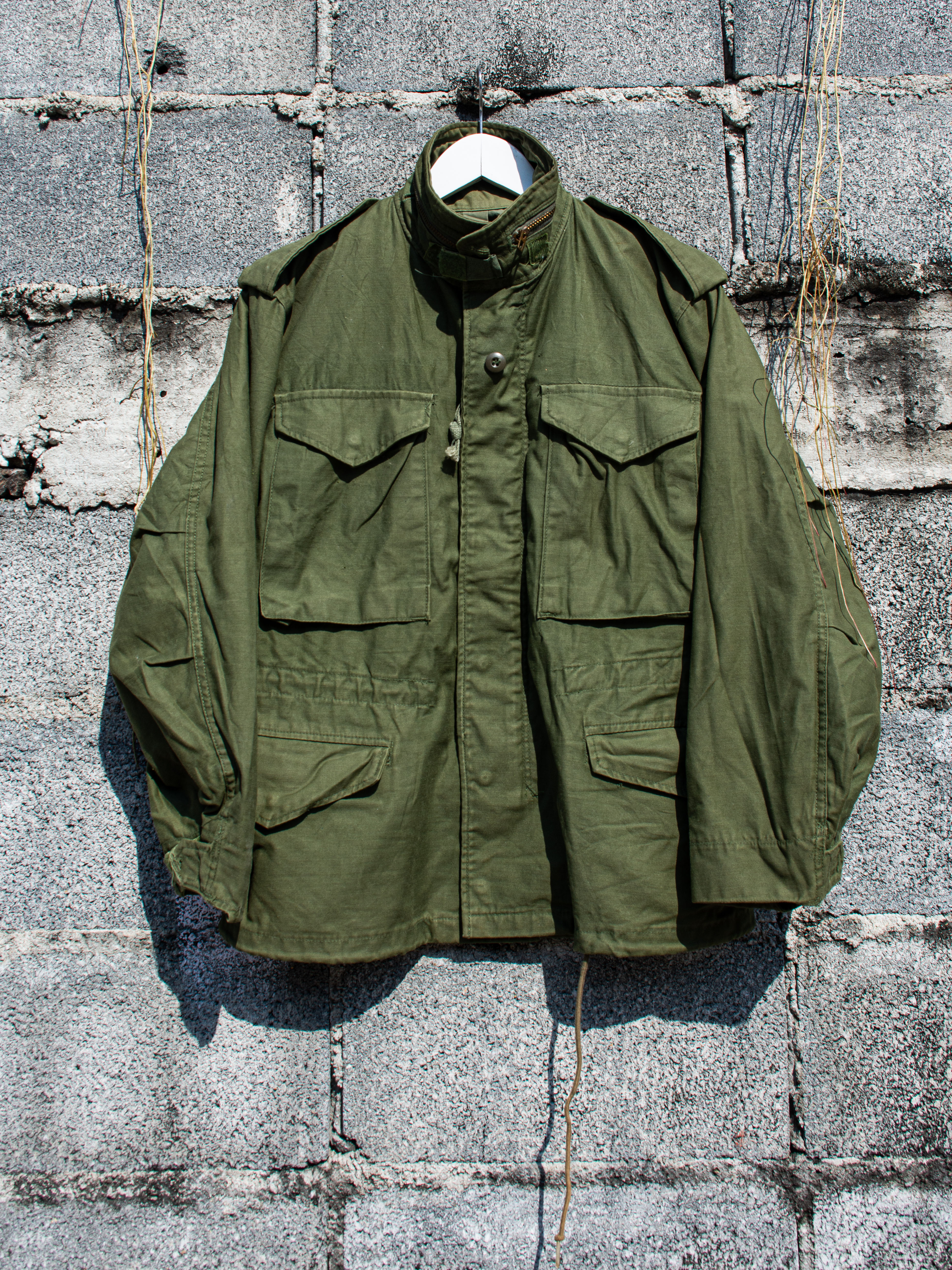 MAN'S FIELD M-1965
