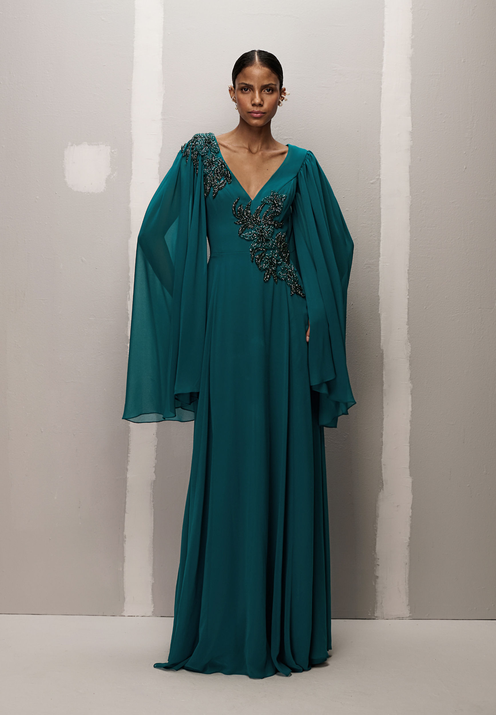 Vestido M.Rodarte Manga Aberta Aplicação