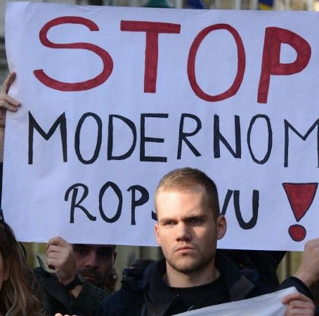 Stigmatisering og eksklusion i Bosniens uddannelsessystem