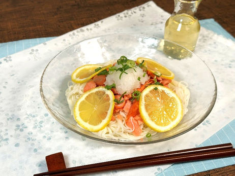 さっぱり塩紅鮭のぶっかけレモンそうめん【動画】