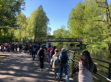 Brückenausflug 3. Klassen.png