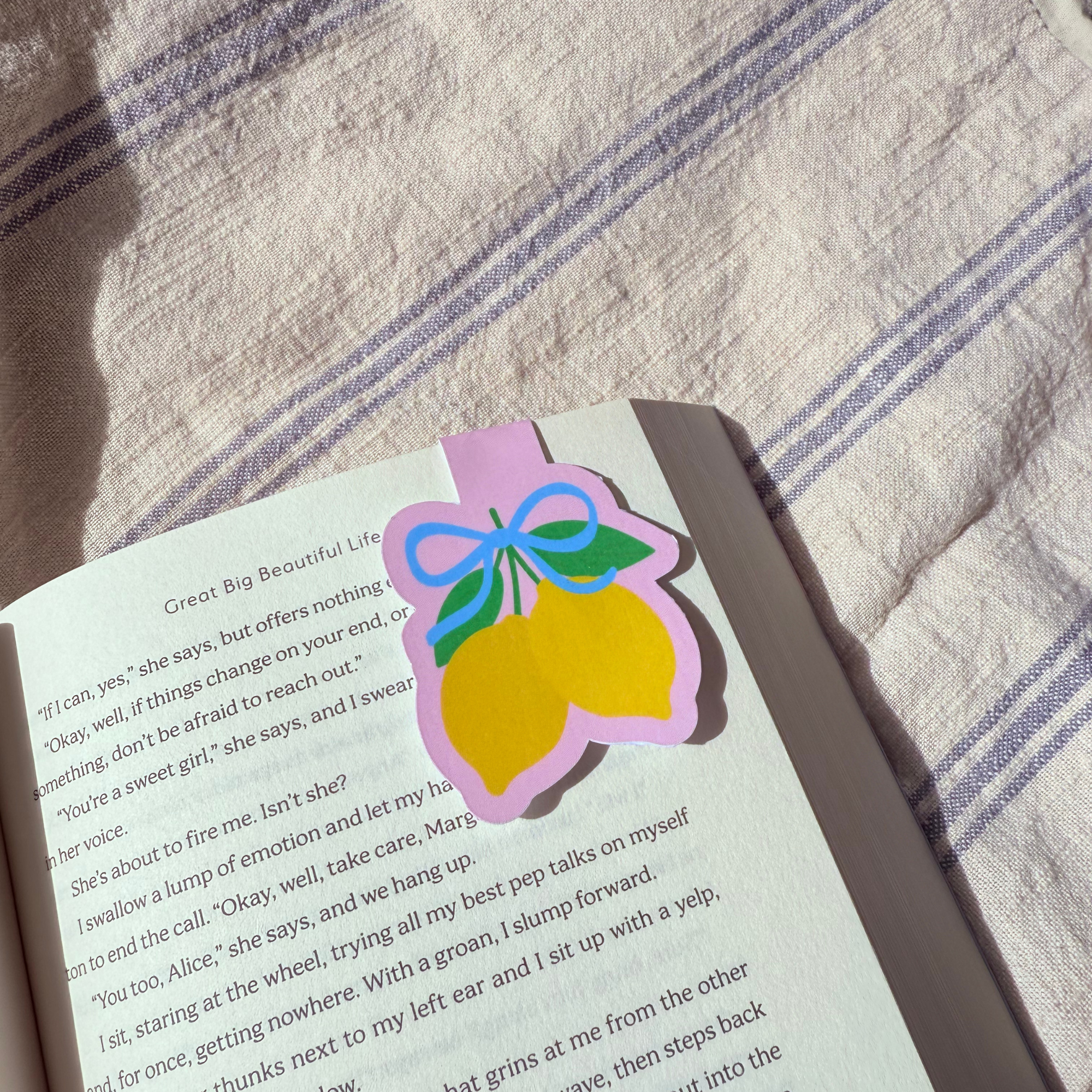 Lemons Magnetic Bookmark – Sweet, Tangy, and Totally Cute