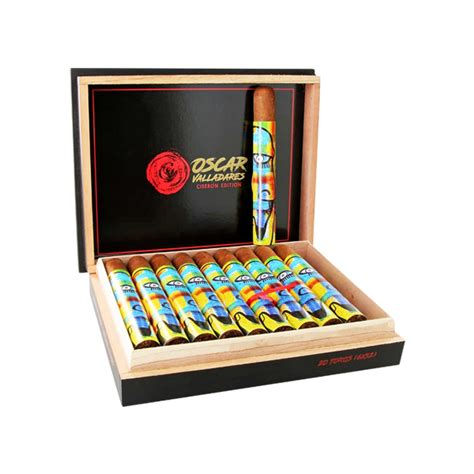 Ciseron Edition Toro by Oscar Valladares