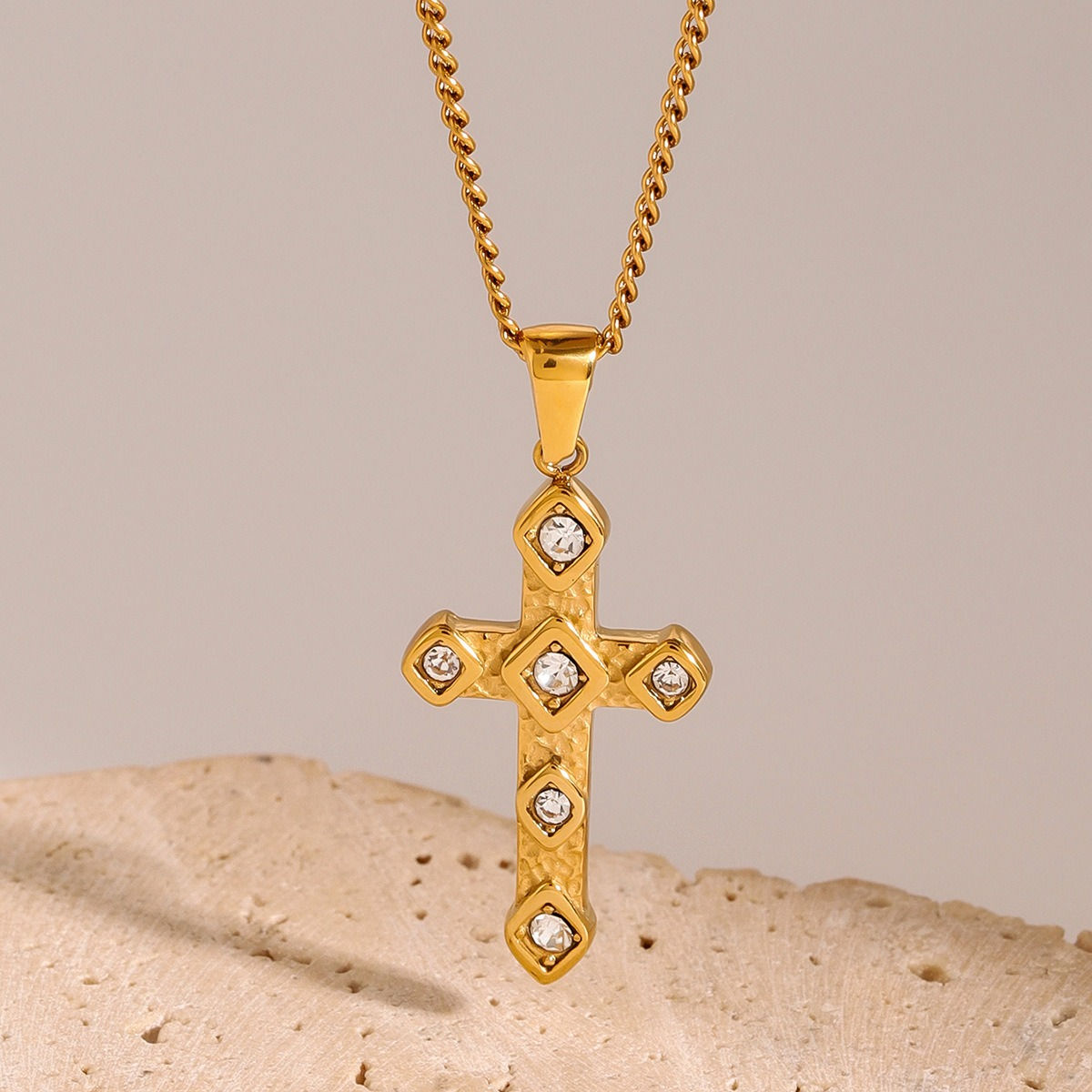 18K Gold Cross Diamond Design Luxury Pendant Necklace