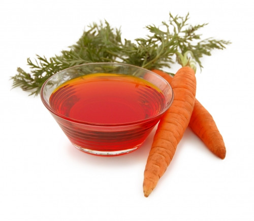 Carrot Seed Oil skincare benefits | Skintelligence blog
