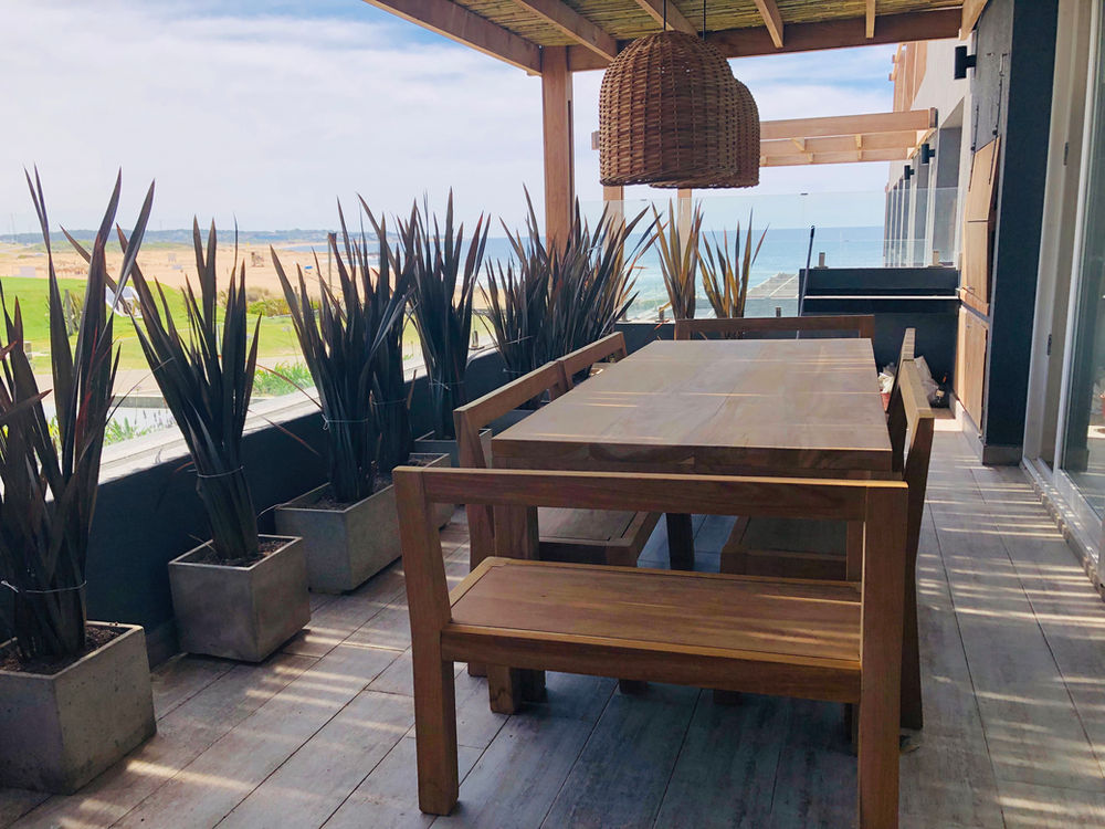 MUEBLES DE EXTERIOR: Opciones en maderas