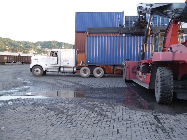 Contenedores_de_destrucción_de_discos_en_manzanillo_(104)