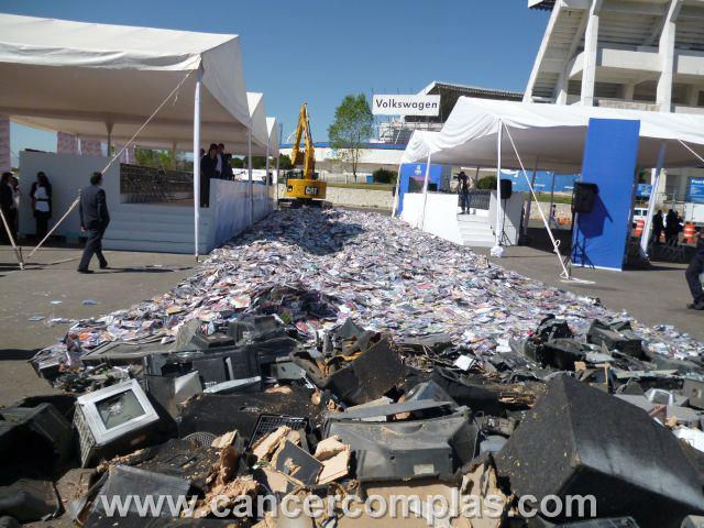 Destrucción_de_discos_y_portadillas_piratas_en_Puebla_(15)