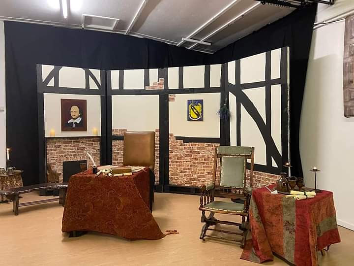 Set building