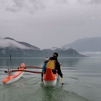 4 person outrigger paddling
