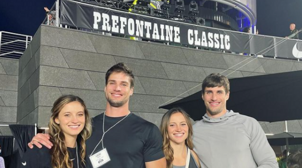 Identical twins dating identical twins (KTVL)